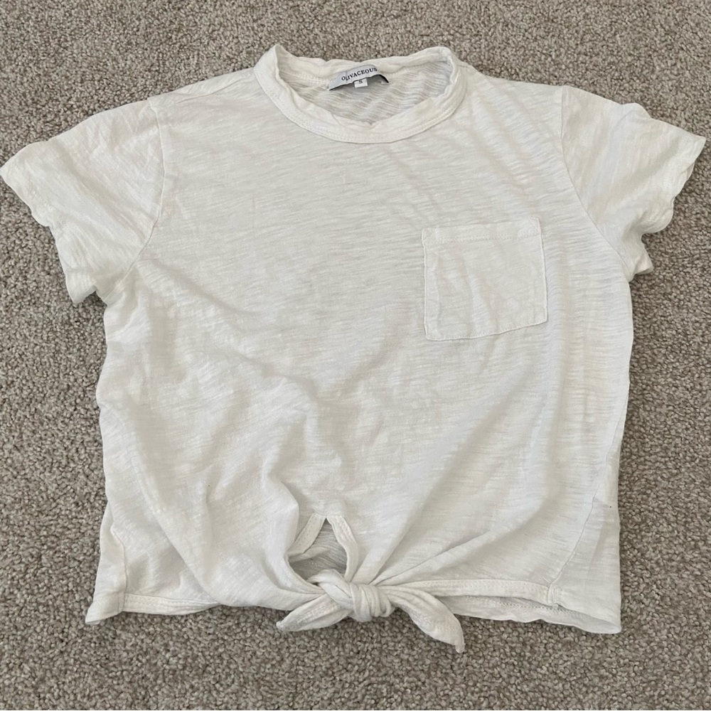 Olivaceous White Knot-Front Short Sleeve Tee 🤍🤍🤍
